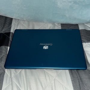 Microsoft Gateway touch screen laptop